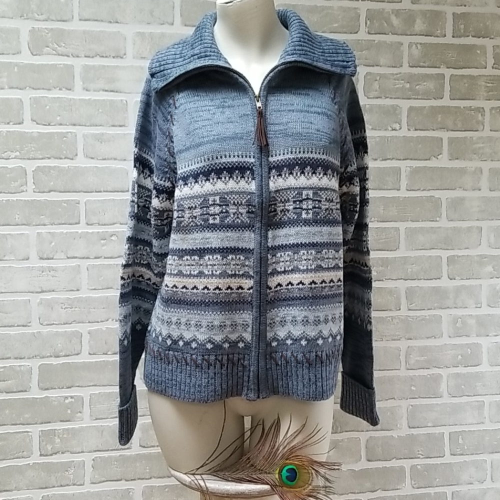 Tiara International Zip Up Sweater